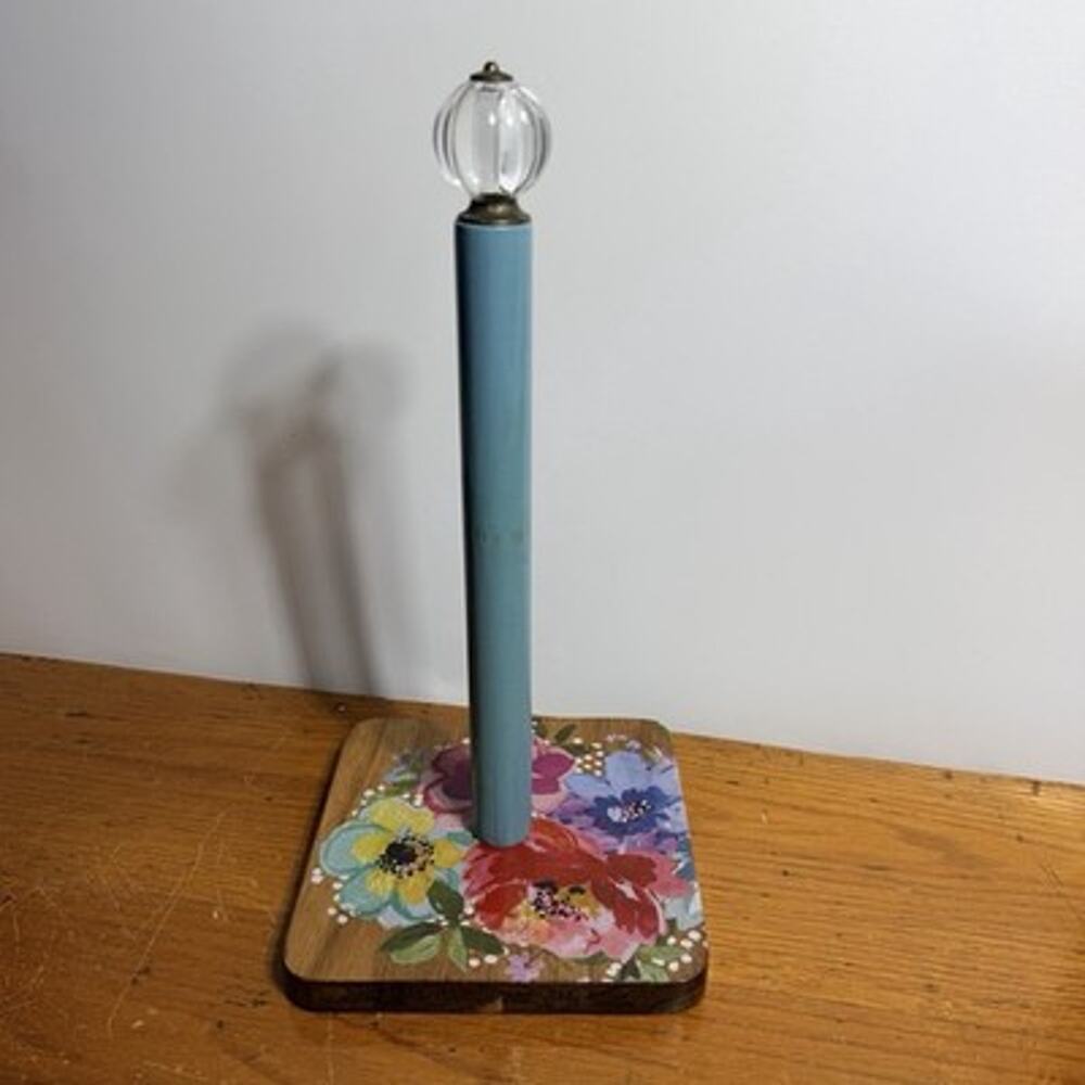 Pioneer Woman Melody Acacia Wood Floral Paper Towel Holder Crystal Top flowers